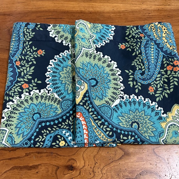 2 Pottery Barn King Shams - Picture 2 of 5